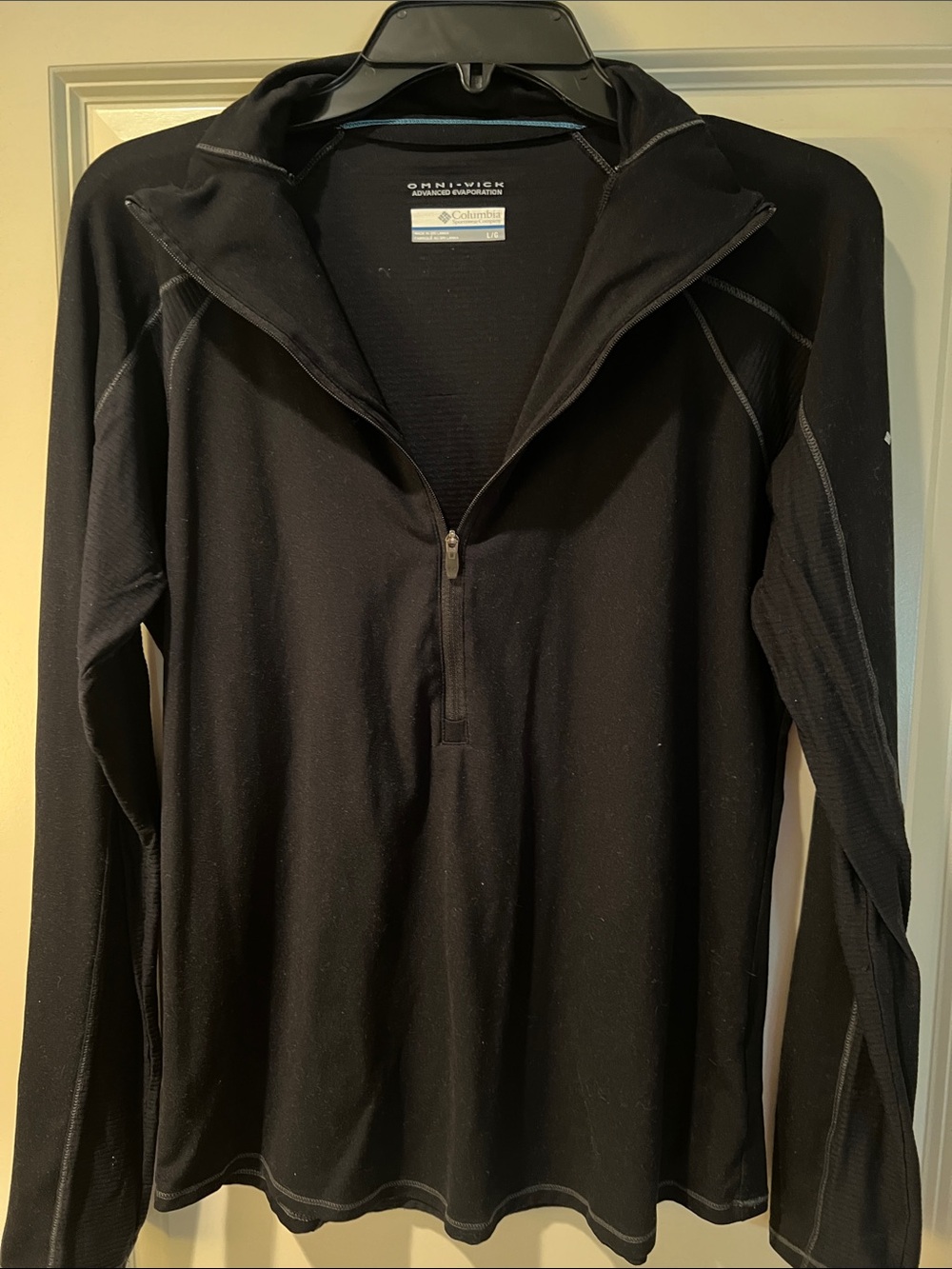 Columbia Women’s Black Half-Zip Performance Pullover